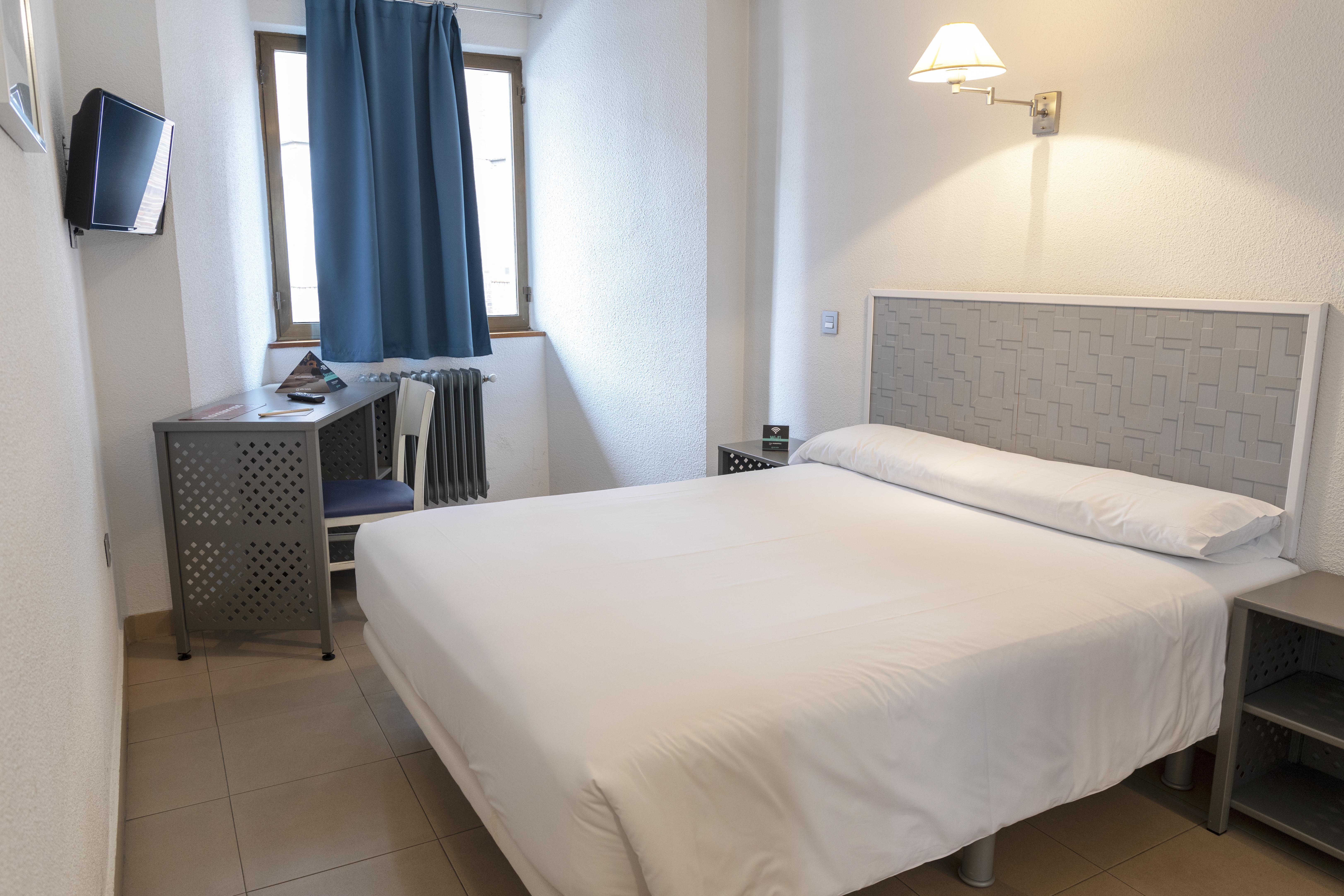 Hotel Alda Centro ปาเลนเซีย ภายนอก รูปภาพ