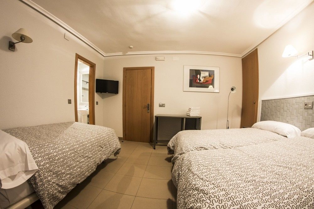 Hotel Alda Centro ปาเลนเซีย ภายนอก รูปภาพ