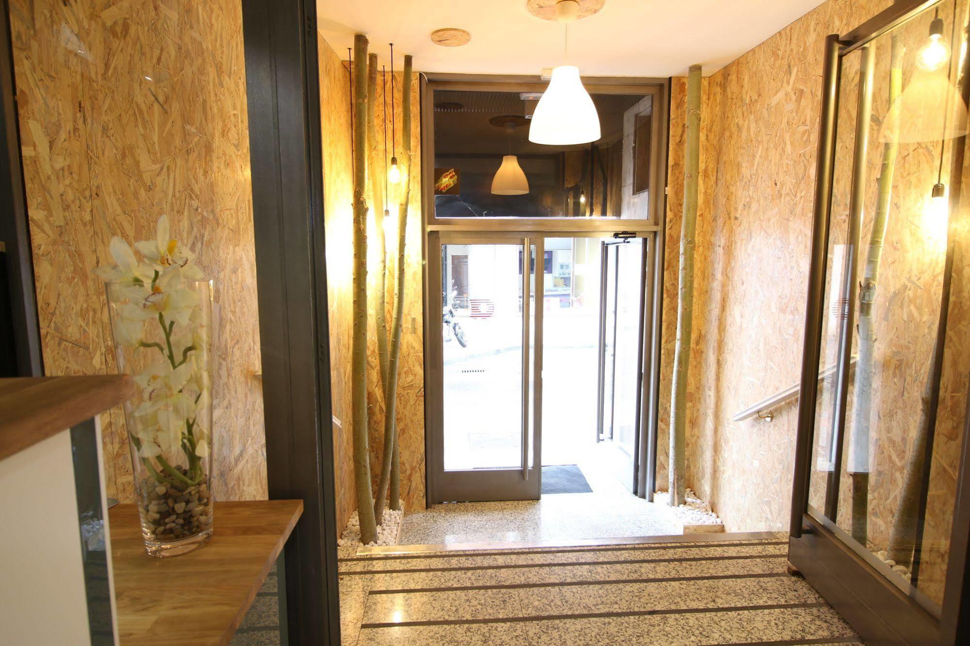 Hotel Alda Centro ปาเลนเซีย ภายนอก รูปภาพ