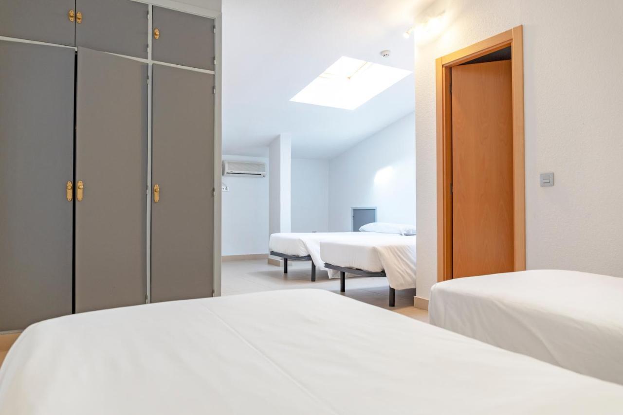 Hotel Alda Centro ปาเลนเซีย ภายนอก รูปภาพ